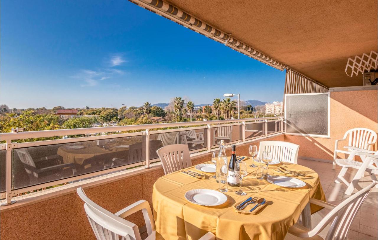 Awesome Apartment In Blanes Esterno foto