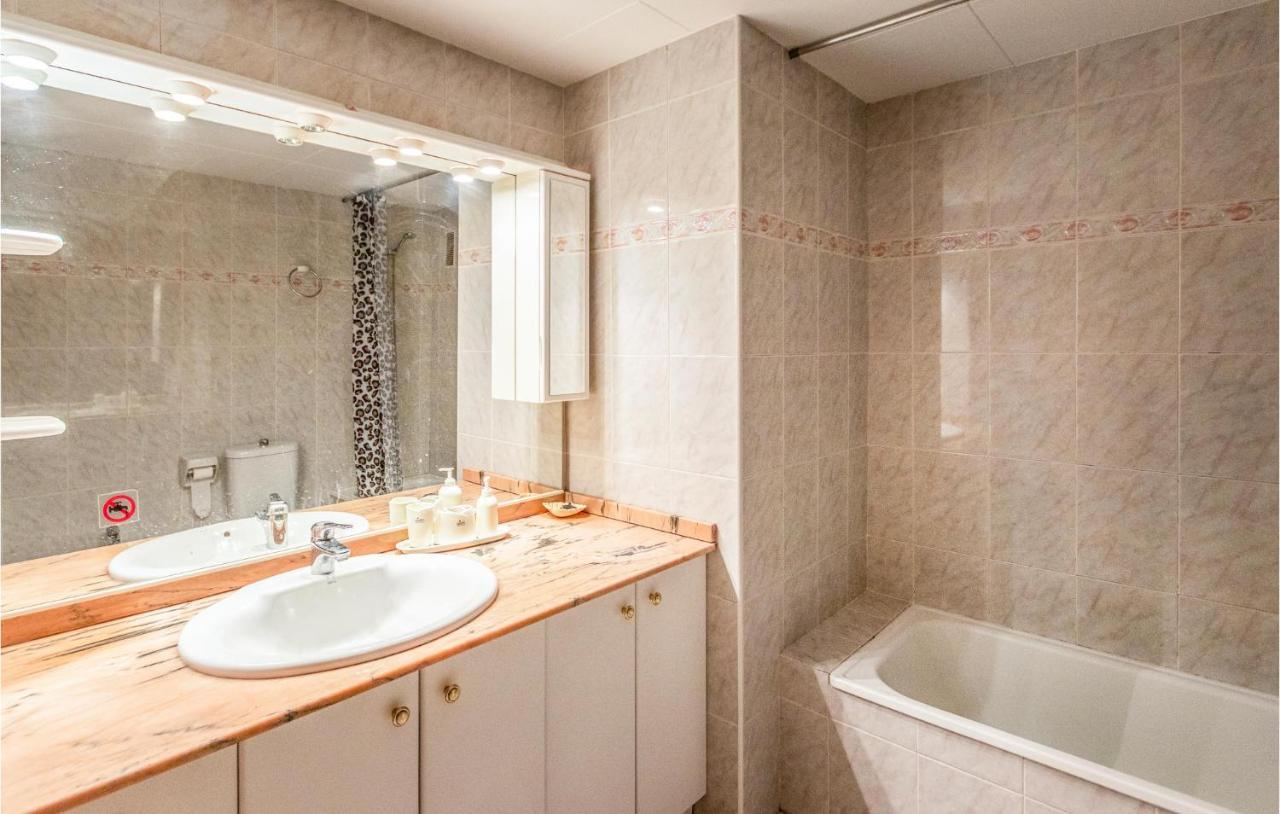 Awesome Apartment In Blanes Esterno foto